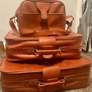 Sears Tan Leather Men's Travel Bag Set